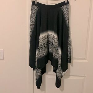 Alfani boho midi black skirt asymmetrical hem and border print size 8